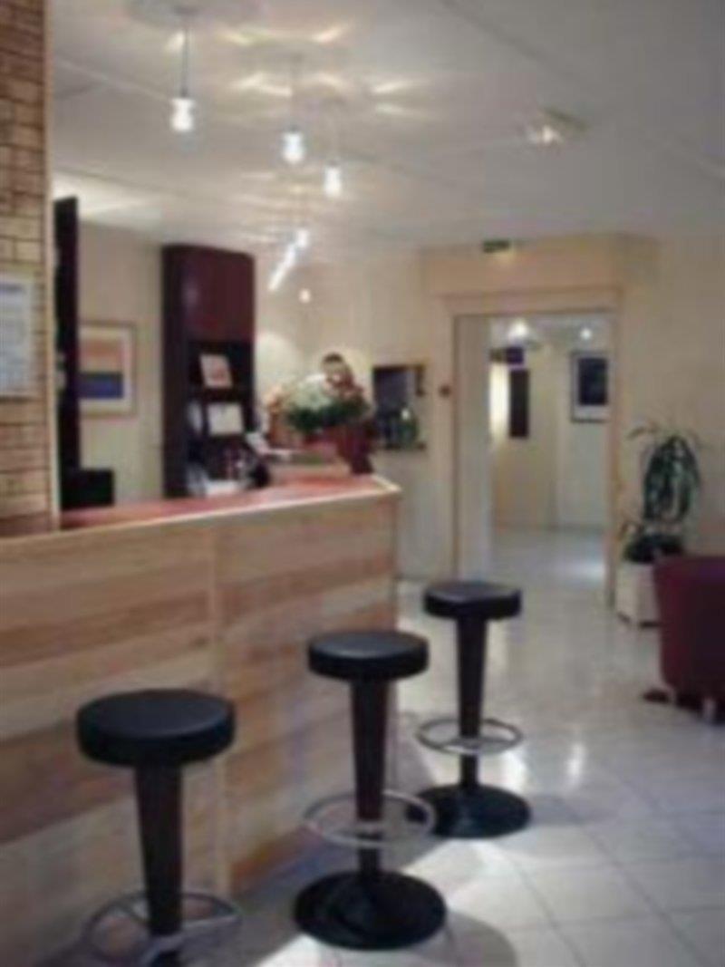Comfort Hotel Grenoble Meylan Restoran fotoğraf